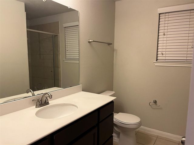 1924 Howth Avenue, Houston, TX 77051