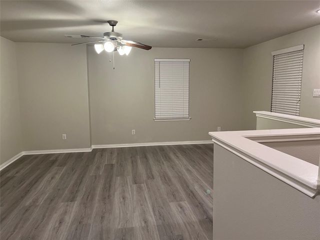 1924 Howth Avenue, Houston, TX 77051