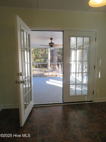 535 W Rhode Island Avenue, Southern Pines, NC 28387