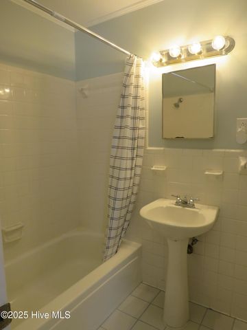 535 W Rhode Island Avenue, Southern Pines, NC 28387