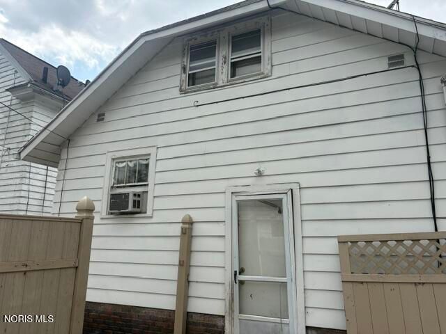 2034 Fairfax Road, Toledo, OH 43613