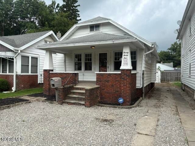 2034 Fairfax Road, Toledo, OH 43613