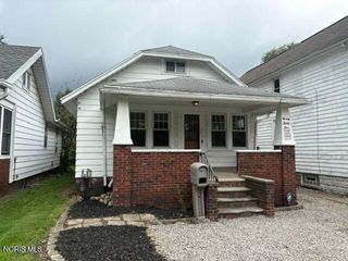 2034 Fairfax Road, Toledo, OH 43613