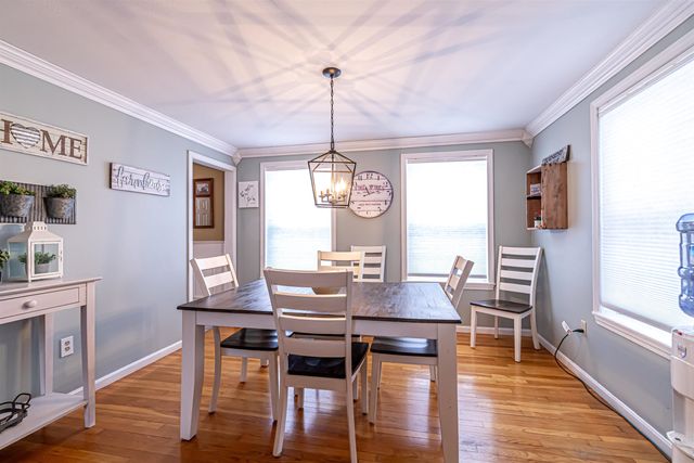 1 Whitewood Lane, Merrimack, NH 03054