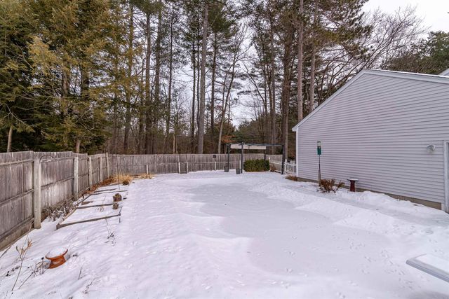 1 Whitewood Lane, Merrimack, NH 03054
