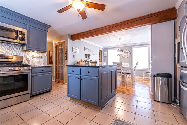 1 Whitewood Lane, Merrimack, NH 03054