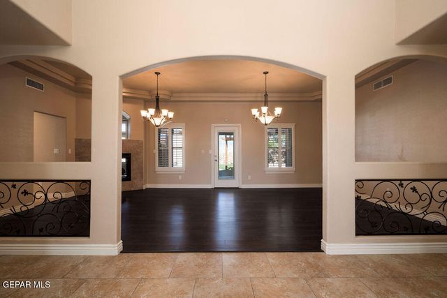 1243 FRANKLIN PERCH Place, El Paso, TX 79912