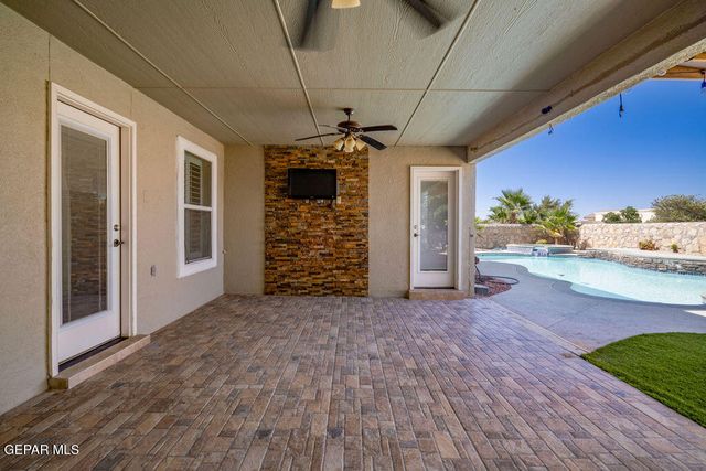 1243 FRANKLIN PERCH Place, El Paso, TX 79912