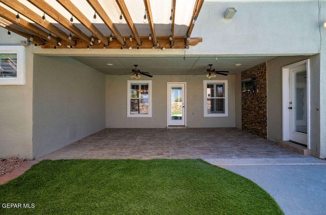1243 FRANKLIN PERCH Place, El Paso, TX 79912