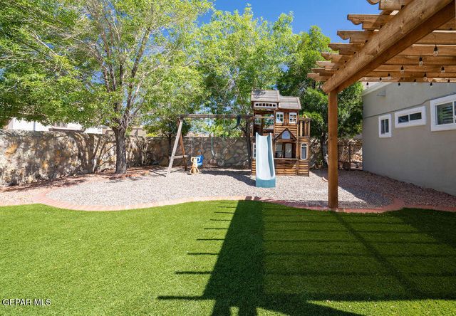 1243 FRANKLIN PERCH Place, El Paso, TX 79912