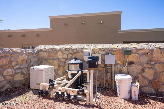 1243 FRANKLIN PERCH Place, El Paso, TX 79912