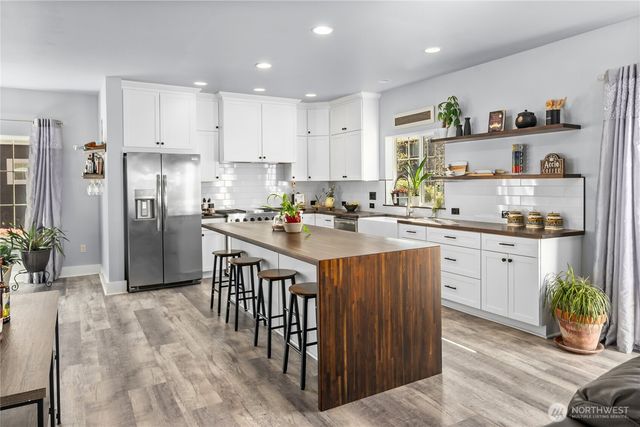 4915 Bering Street NW, Gig Harbor, WA 98332