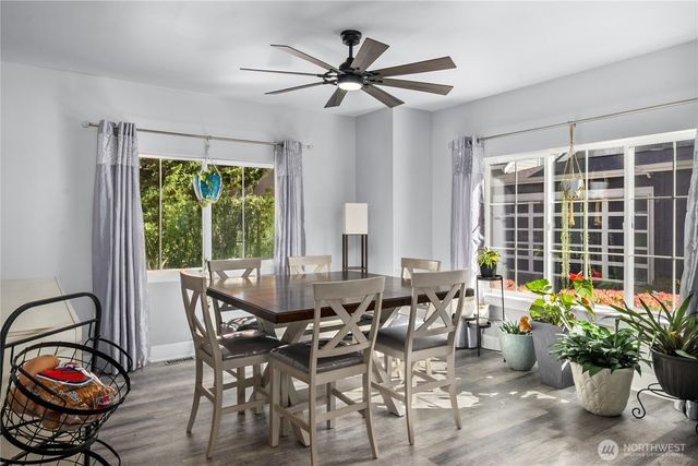 4915 Bering Street NW, Gig Harbor, WA 98332