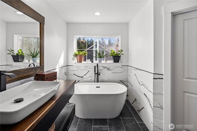 4915 Bering Street NW, Gig Harbor, WA 98332
