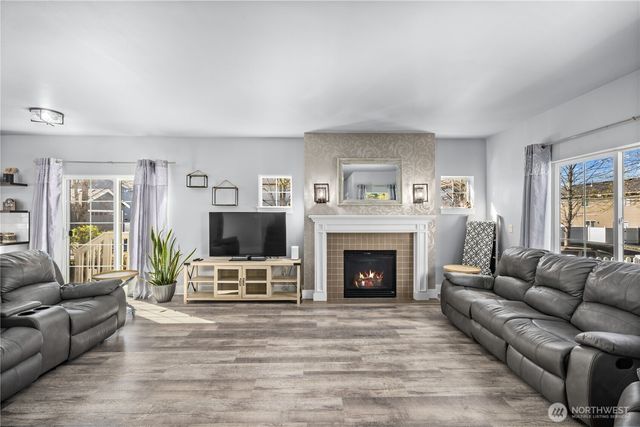 4915 Bering Street NW, Gig Harbor, WA 98332
