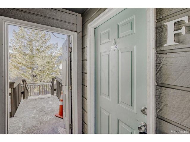 12404 E Tennessee Cir F, Aurora, CO 80012