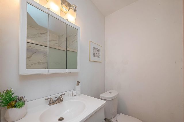 1803 Bayou Homes Drive, Galveston, TX 77551