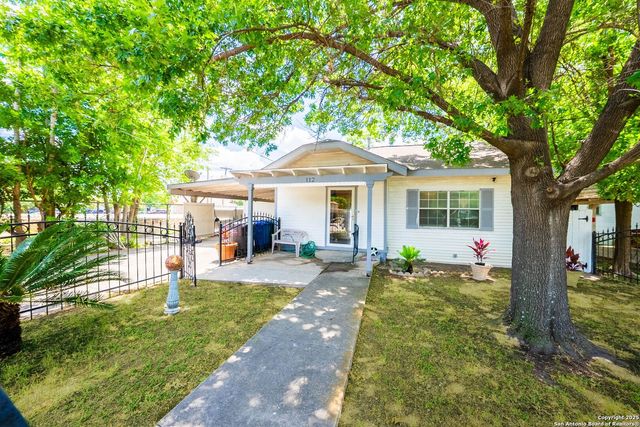 112 Barrett Place, San Antonio, TX 78225