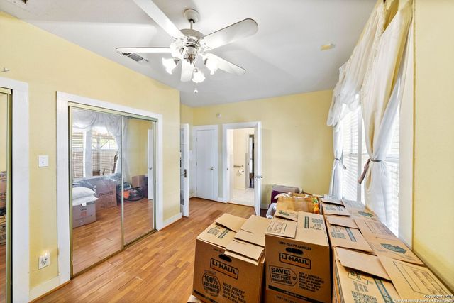 112 Barrett Place, San Antonio, TX 78225