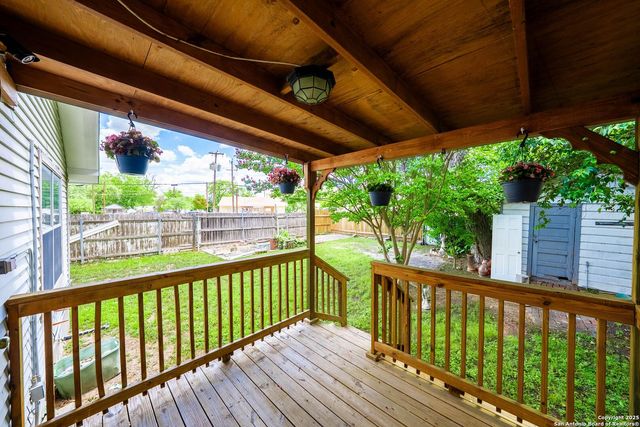 112 Barrett Place, San Antonio, TX 78225