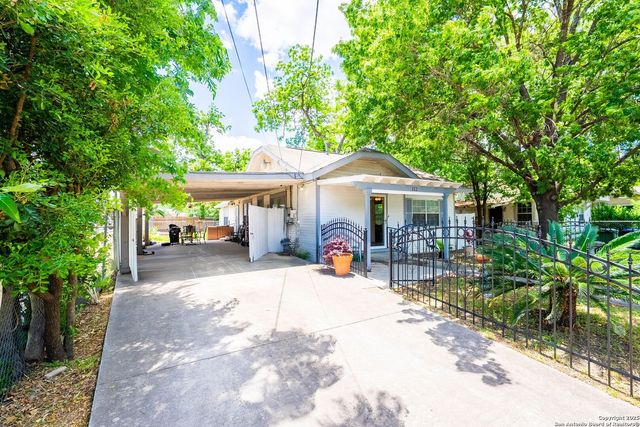 112 Barrett Place, San Antonio, TX 78225