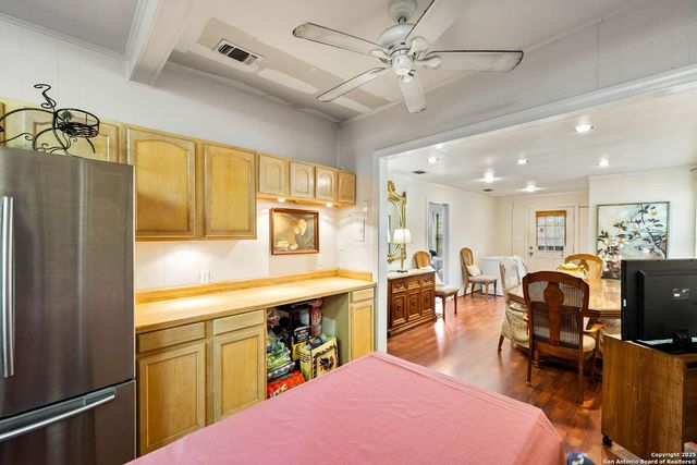 112 Barrett Place, San Antonio, TX 78225