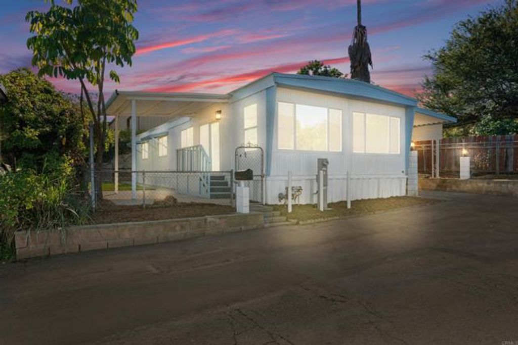 8968 Winter Gardens Blvd 4, Lakeside, CA 92040