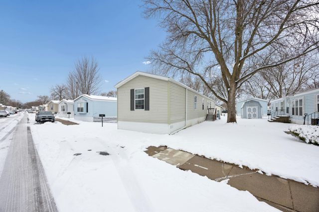 950 Cessna Drive, New Brighton, MN 55112
