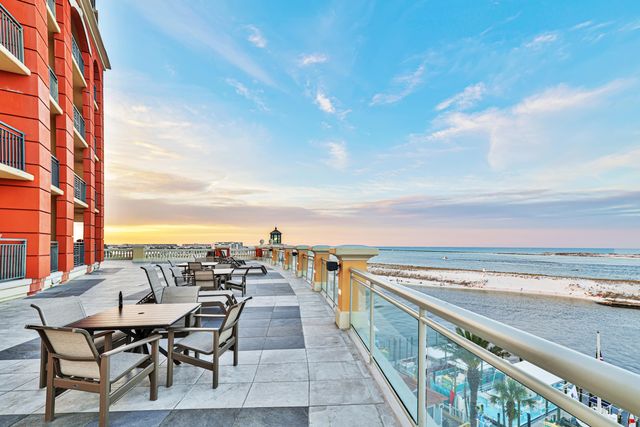 10 Harbor Boulevard W627, Destin, FL 32541