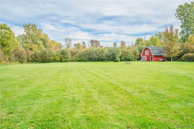 6129 Crosby Road, Lockport Town, NY 14094
