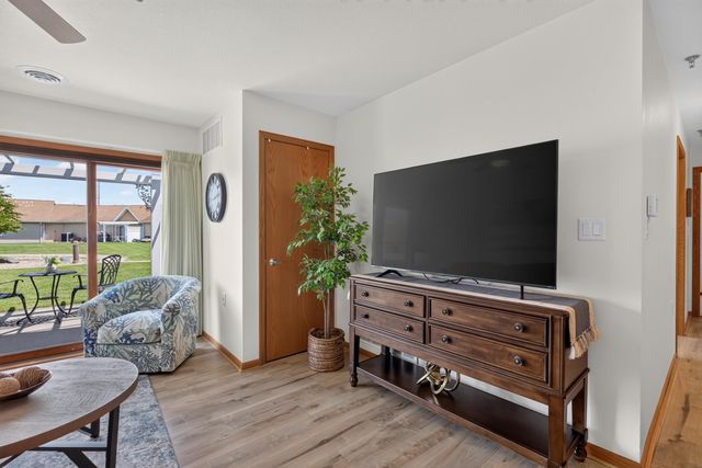 4124 Thresher Ct Unit 308, Cedar Falls, IA 50613