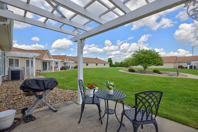 4124 Thresher Ct Unit 308, Cedar Falls, IA 50613