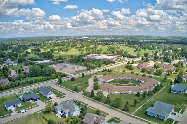 4124 Thresher Ct Unit 308, Cedar Falls, IA 50613