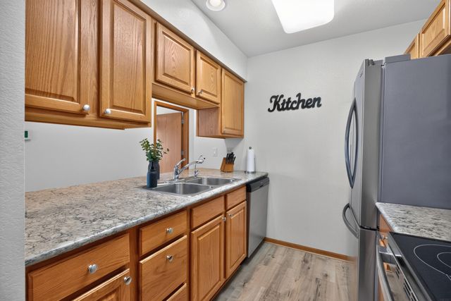 4124 Thresher Ct Unit 308, Cedar Falls, IA 50613