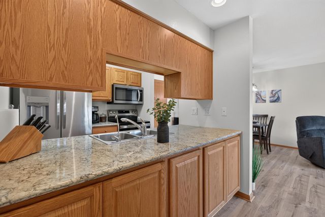 4124 Thresher Ct Unit 308, Cedar Falls, IA 50613