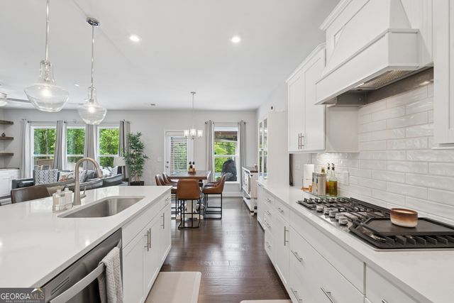 6168 Collins Road NW, Acworth, GA 30101
