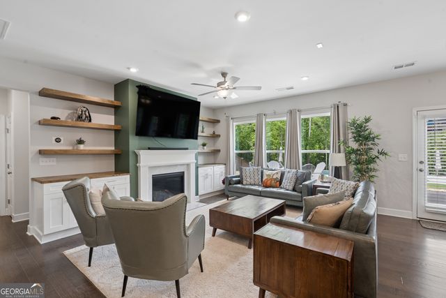 6168 Collins Road NW, Acworth, GA 30101
