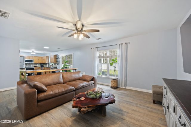 11 Longleaf Court, Bluffton, SC 29910