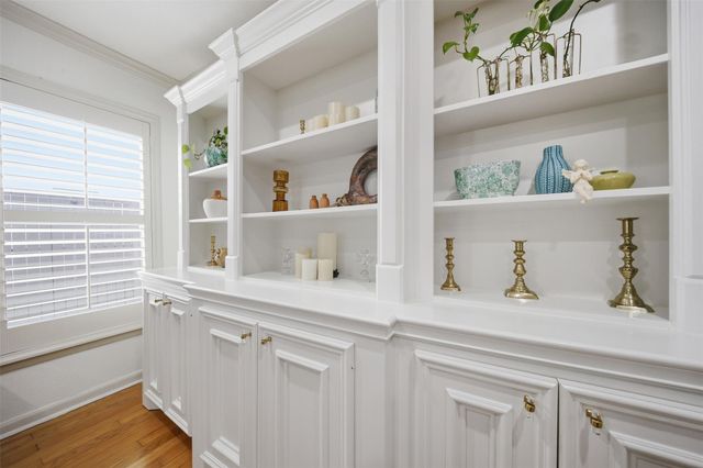 1951 Lexington Street, Houston, TX 77098