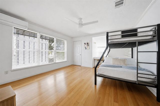 1951 Lexington Street, Houston, TX 77098