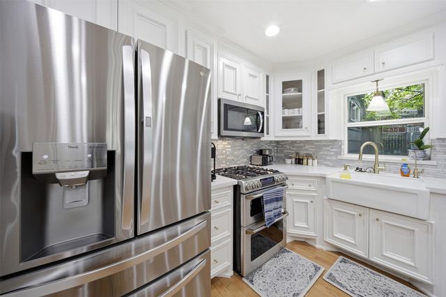 1951 Lexington Street, Houston, TX 77098