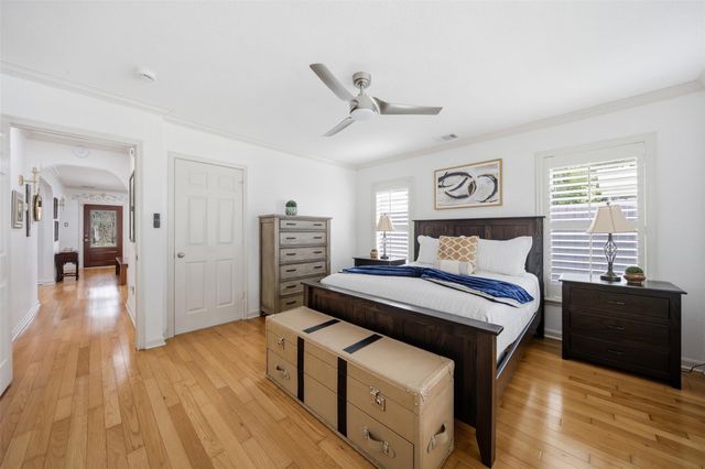 1951 Lexington Street, Houston, TX 77098