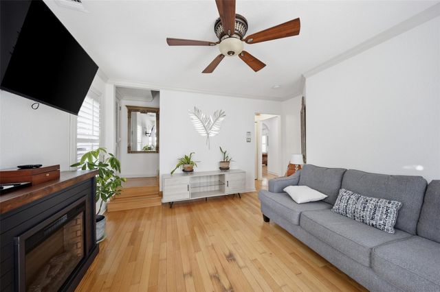 1951 Lexington Street, Houston, TX 77098