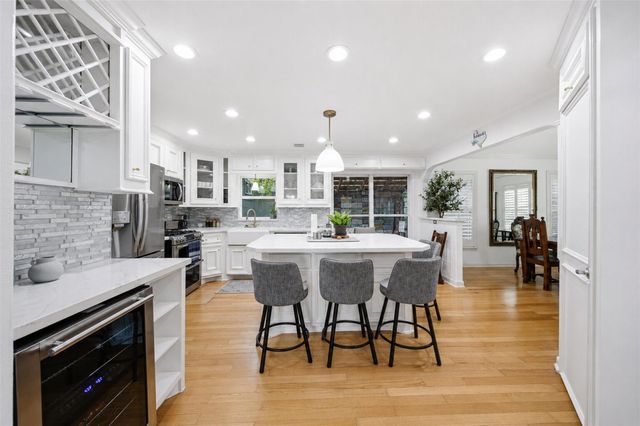 1951 Lexington Street, Houston, TX 77098