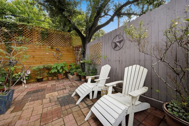 1951 Lexington Street, Houston, TX 77098