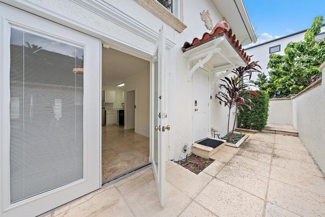 228 9th Street, West Palm Beach, FL 33401