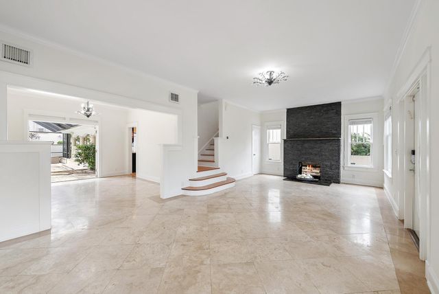 228 9th Street, West Palm Beach, FL 33401