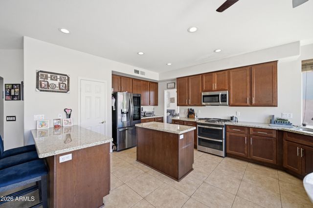 5960 W LONE CACTUS Drive, Glendale, AZ 85308