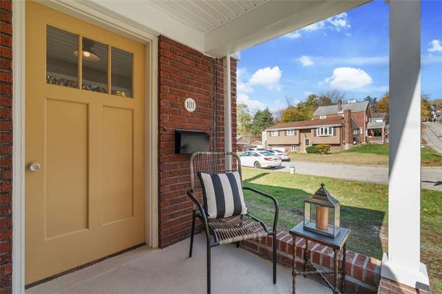 101 N Atlantic Ave, Cheswick, PA 15204