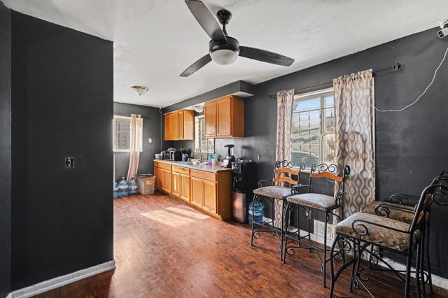 6609 Cranwood Drive, Flint, MI 48505